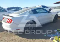 2021 Ford MUSTANG фото