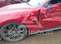2021 Ford MUSTANG фото