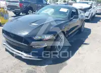 2021 Ford MUSTANG photo