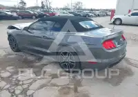 2021 Ford MUSTANG фото