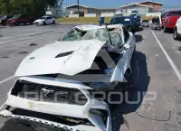 2021 Ford MUSTANG фото