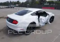2021 Ford MUSTANG photo