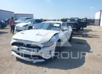 2021 Ford MUSTANG photo