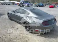 2021 Ford MUSTANG photo