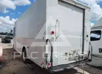 2021 Ford F-590 фото