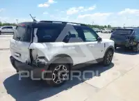 2021 Ford BRONCO photo