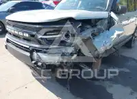 2021 Ford BRONCO photo