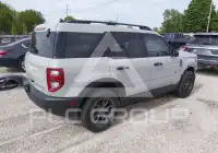 2021 Ford BRONCO photo