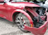 2021 Ford MUSTANG фото