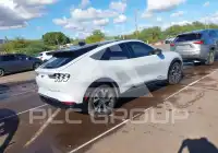 2021 Ford MUSTANG photo
