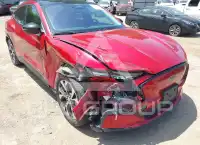 2021 Ford MUSTANG photo
