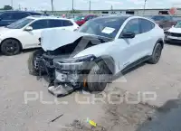 2021 Ford MUSTANG photo