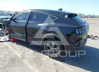 2021 Ford MUSTANG фото
