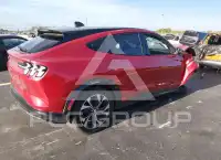2021 Ford MUSTANG photo