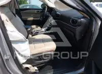 2021 Ford EXPLORER photo