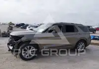 2021 Ford EXPLORER photo