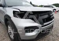 2021 Ford EXPLORER photo