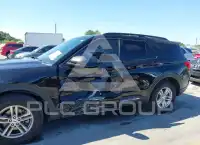 2021 Ford EXPLORER photo