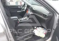2021 Ford EXPLORER photo