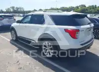 2021 Ford EXPLORER photo