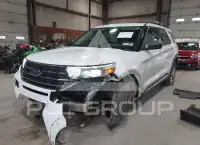 2021 Ford EXPLORER photo