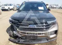 2021 Ford EXPLORER photo
