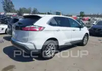 2021 Ford EDGE photo