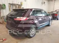 2021 Ford EDGE photo