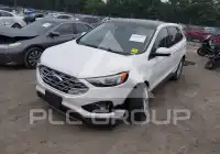 2021 Ford EDGE photo
