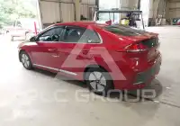 2021 Hyundai Ioniq photo