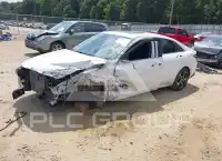 2021 Hyundai Elantra фото