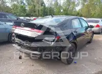 2021 Hyundai Elantra фото