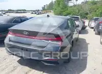 2021 Hyundai Elantra photo