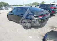 2021 Hyundai Elantra photo