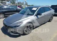 2021 Hyundai Elantra фото
