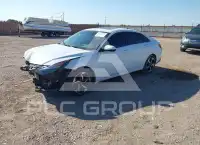 2021 Hyundai Elantra photo