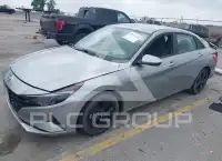2021 Hyundai Elantra photo