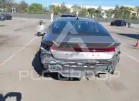 2021 Hyundai Elantra photo