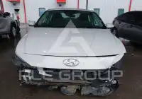 2021 Hyundai Elantra фото
