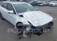 2021 Hyundai Elantra photo