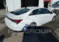 2021 Hyundai Elantra photo