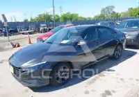 2021 Hyundai Elantra фото