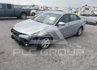 2021 Hyundai Elantra photo