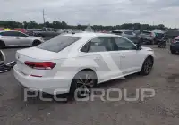 2021 Volkswagen Passat фото