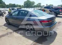 2021 Volkswagen Passat фото