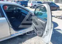 2021 Volkswagen Passat фото