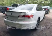2021 Volkswagen Passat фото