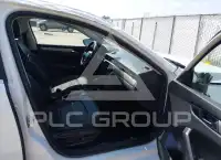 2021 Volkswagen Passat photo