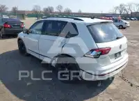 2021 Volkswagen Tiguan фото
