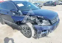 2021 Volkswagen Tiguan фото